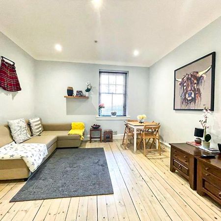 Stunning 2 Bed Apt Nr The Royal Mile & The Castle Edinburgh Dış mekan fotoğraf