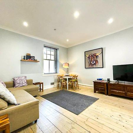 Stunning 2 Bed Apt Nr The Royal Mile & The Castle Edinburgh Dış mekan fotoğraf