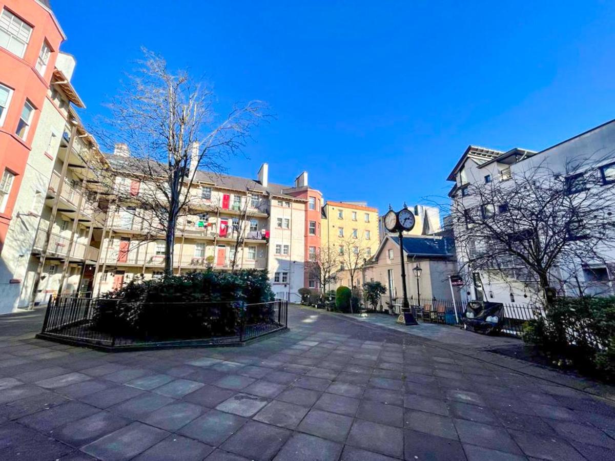 Stunning 2 Bed Apt Nr The Royal Mile & The Castle Edinburgh Dış mekan fotoğraf